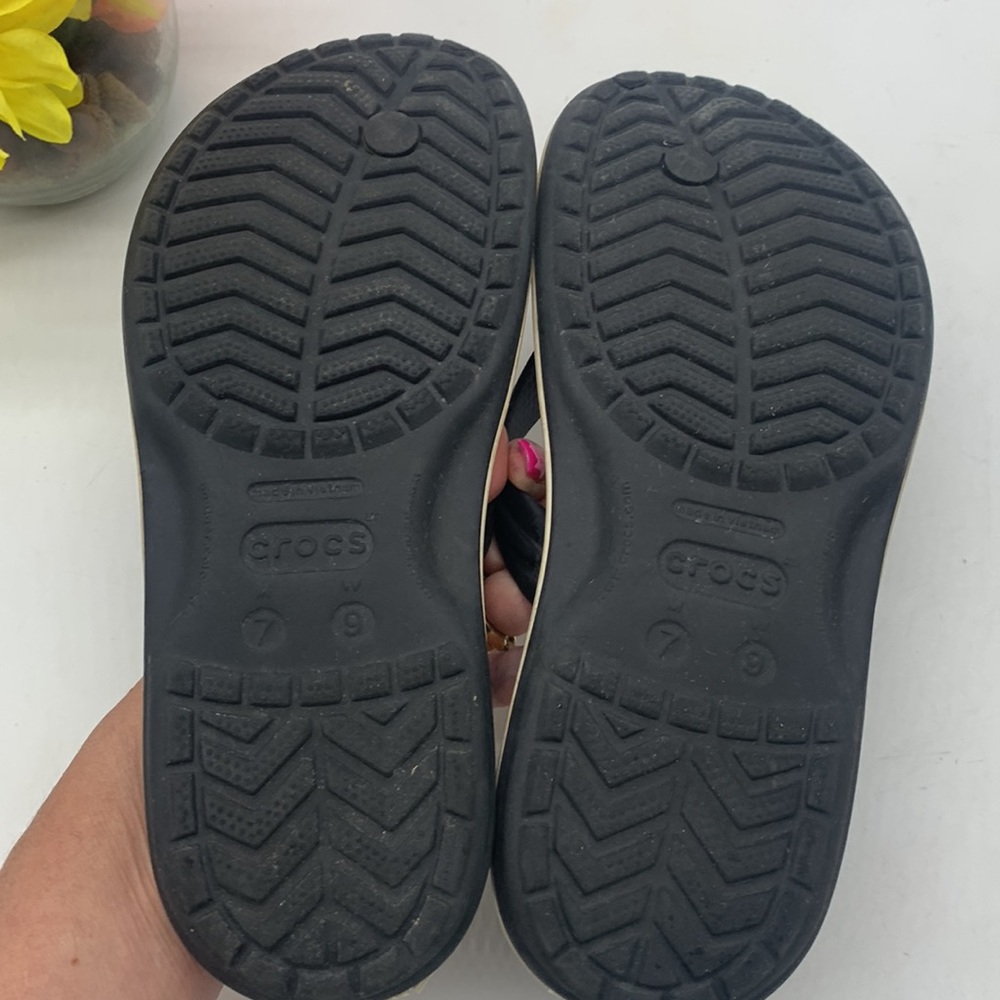 Crocs Black flip flops with white accent Size W9 M7. CR3666C - Picture 6 of 7